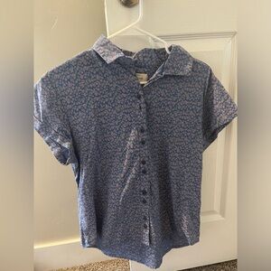 Short sleeve floral button shirt
